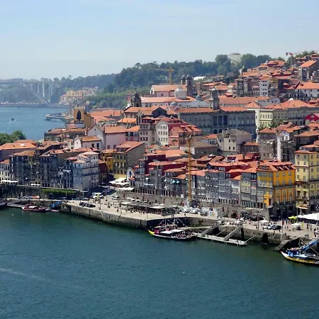Oliveirinhas Apartment Porto