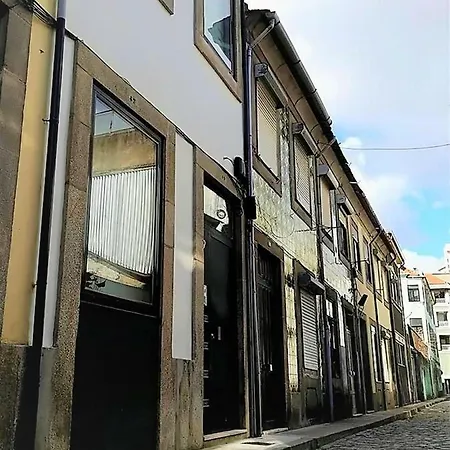 Oliveirinhas Apartment *